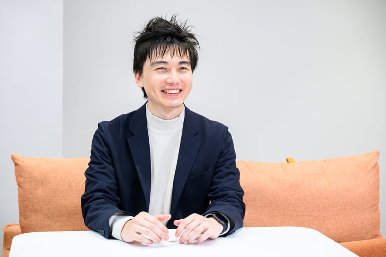 trustbase-mr-gosuke-tategami